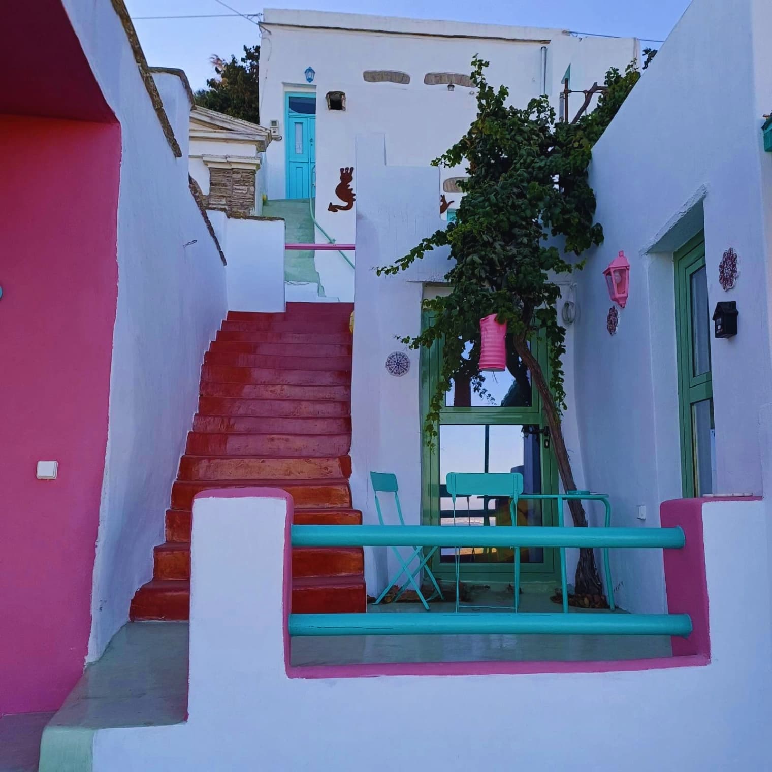 Cave House in Arnados